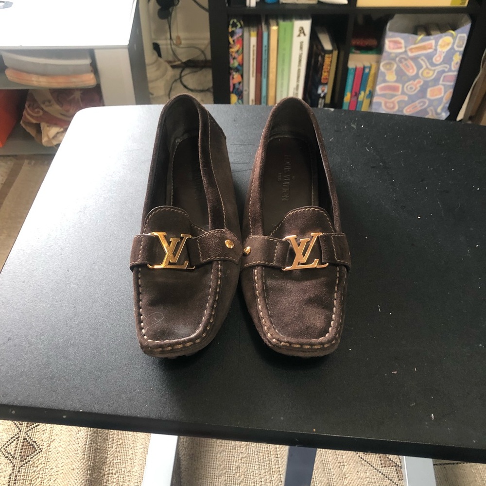 Louis Vuitton Womens Brown Suede Loafer.  Size 8.  Like New